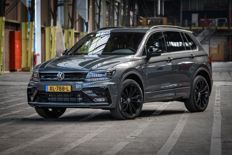 Volkswagen Tiguan R-Line Black Style 2018 года  (WW) (фото 15 из 16)